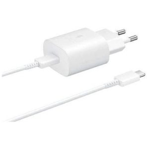 מטען קיר Samsung הכולל חיבור USB-C הספק עד כ- 25W כולל כבל באורך 1.8 מטר USB-C ל USB-C - צבע לבן